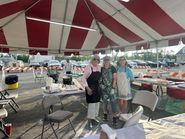 Zeppole ladies