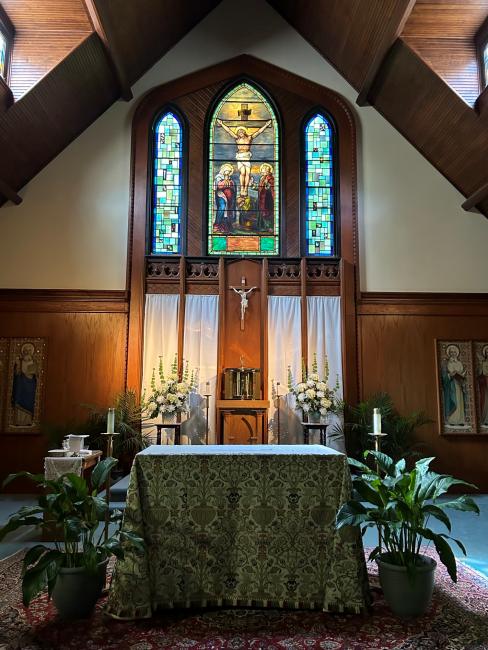 Altar first comm day